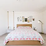 Flamingo Bed & Breakfast 3*