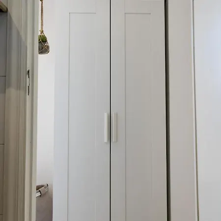 Flamingo Bed and Breakfast Πομπηία
