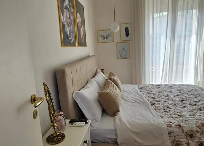 Flamingo Bed & Breakfast